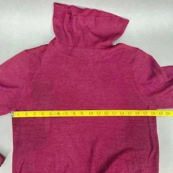 August Silk Knit Sweater Womens Large Cozy Soft Elevated Basic Minimalist Classy - Picture 6 of 9